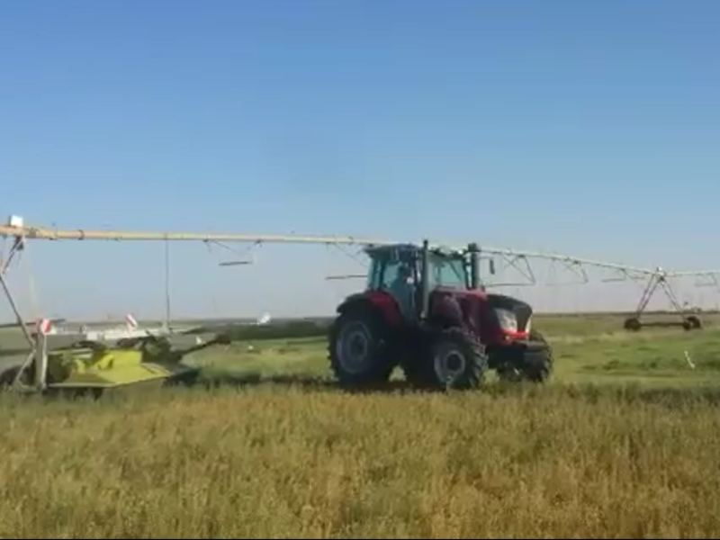 SJH7150 Agriculture Tractor Working With CLAAS On Sudan